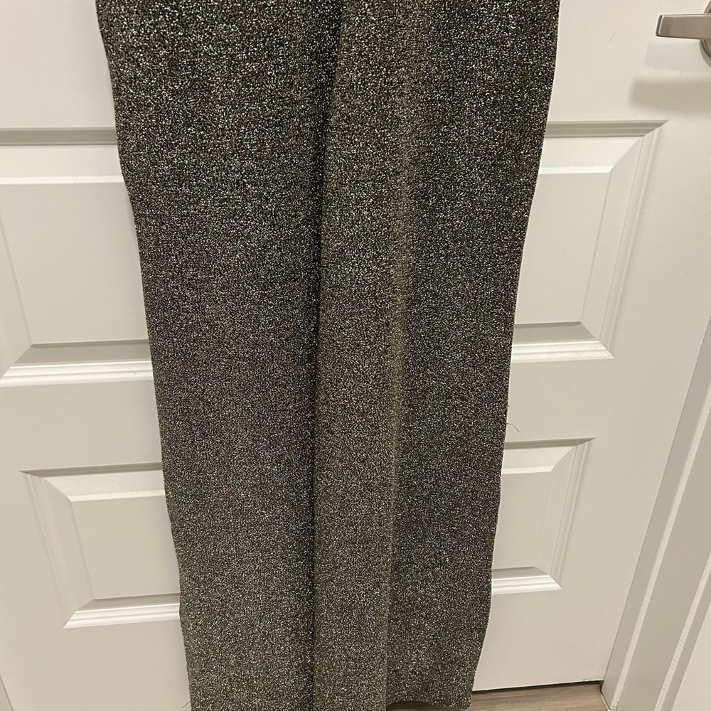 Metallic One Piece Jumpsuit Glitter Holiday Deep V Neckline Small NWT! - Picture 6 of 7